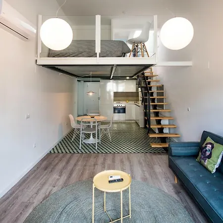 Bnbholder Awesome Duplex Attic Centre